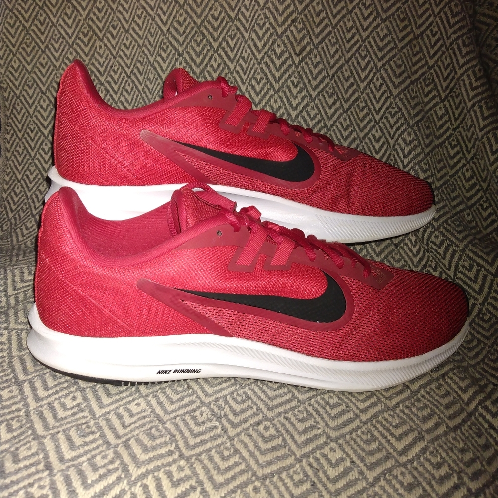 Nike Air Red 11.5 Mens Shoes.